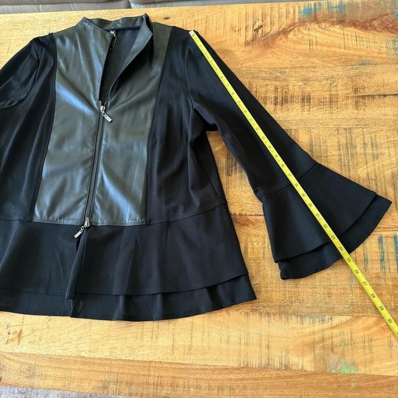 Taking  Shape Amorous Velvet Crush Black Plus Size Jacket Size Medium - Picture 11 of 16